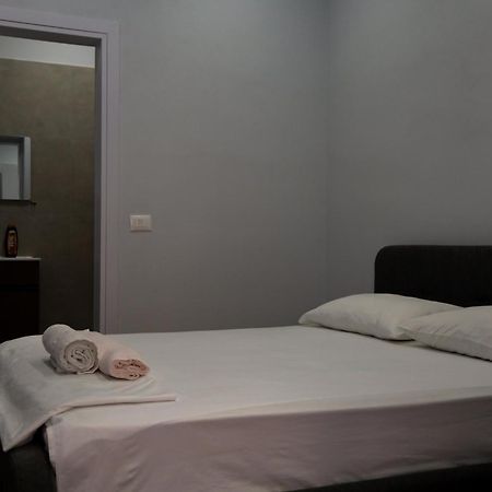 Be Solei Studio Apartments Sol 1 Tirana Kültér fotó