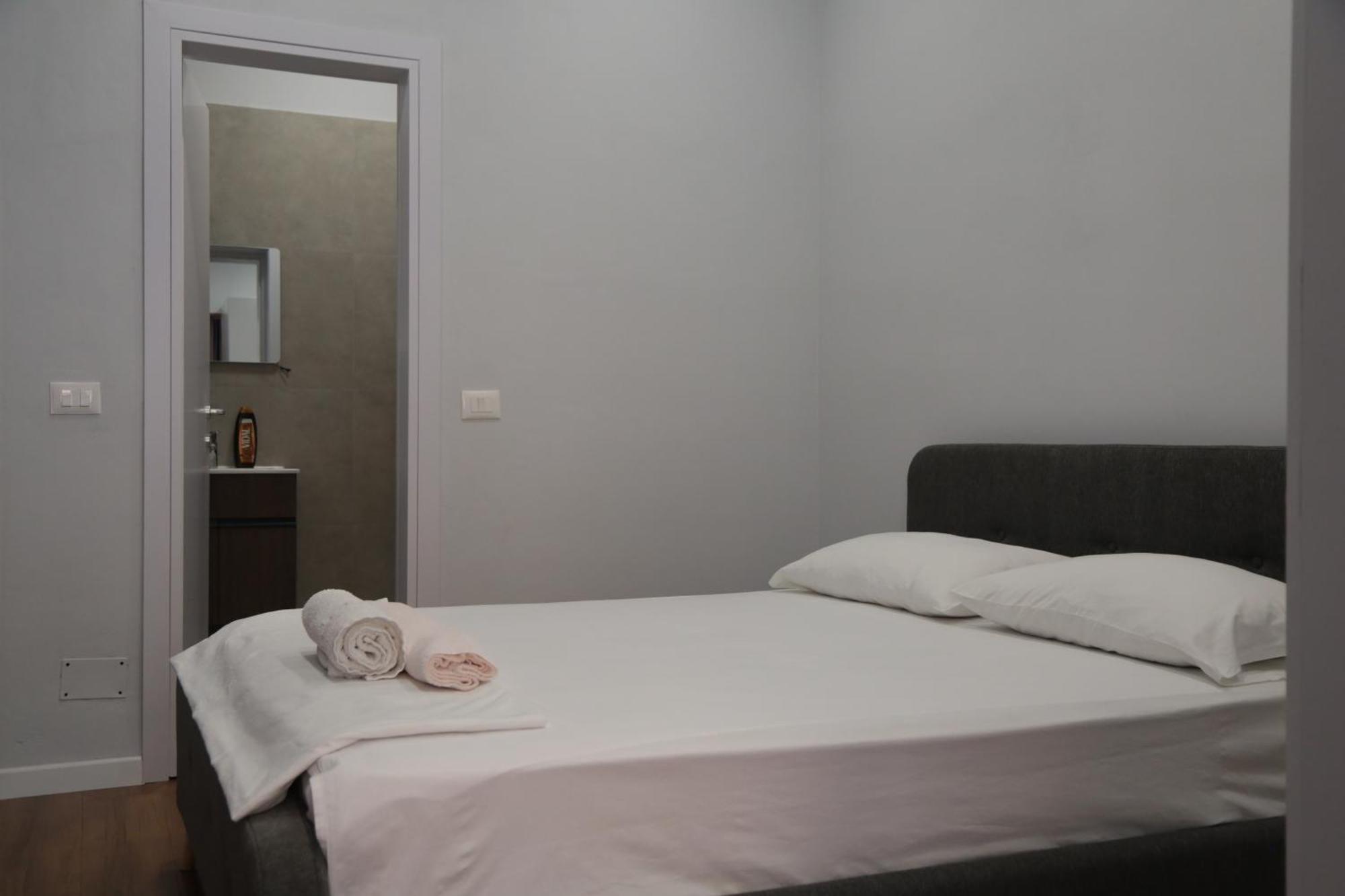 Be Solei Studio Apartments Sol 1 Tirana Kültér fotó