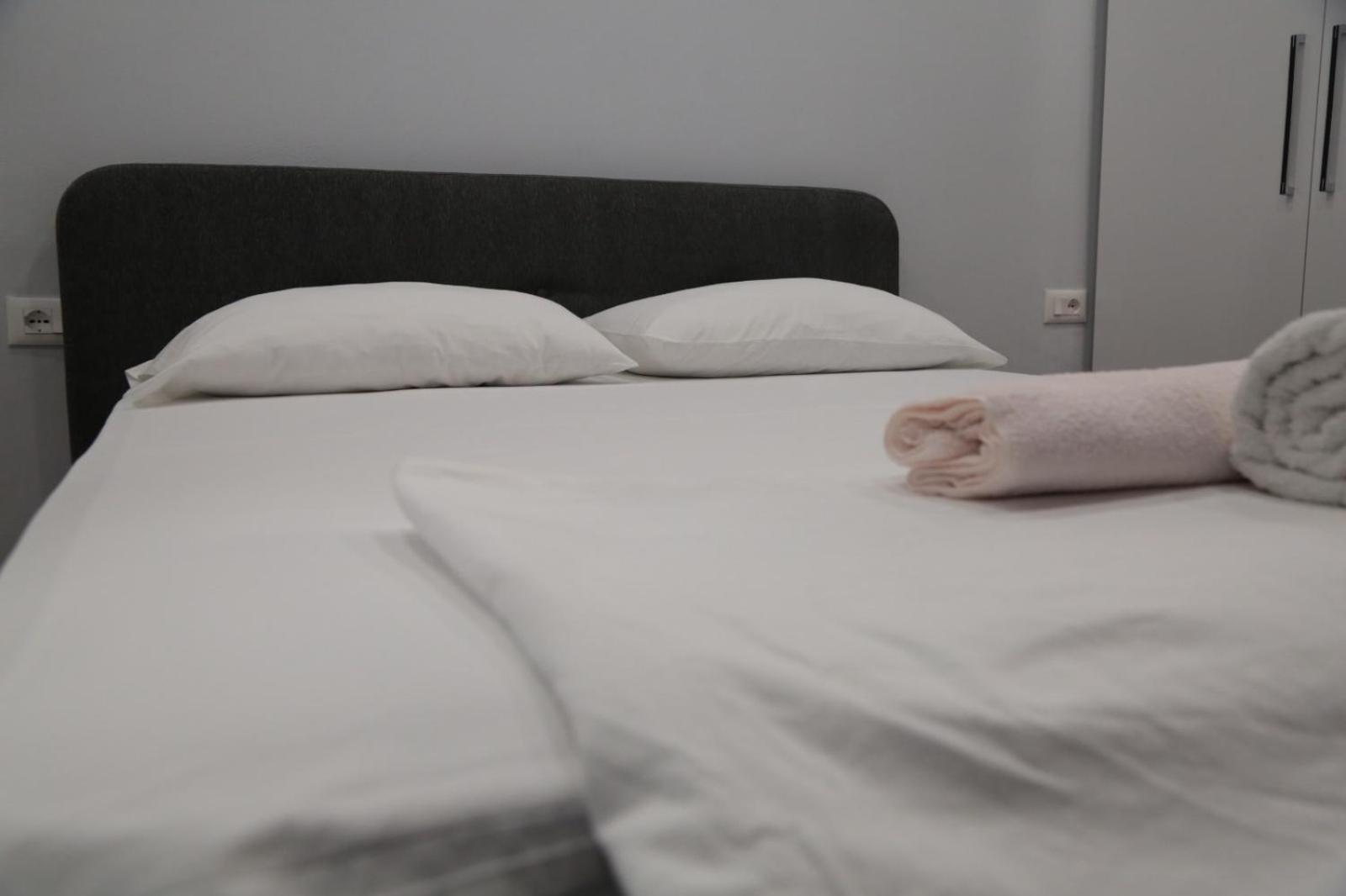 Be Solei Studio Apartments Sol 1 Tirana Kültér fotó