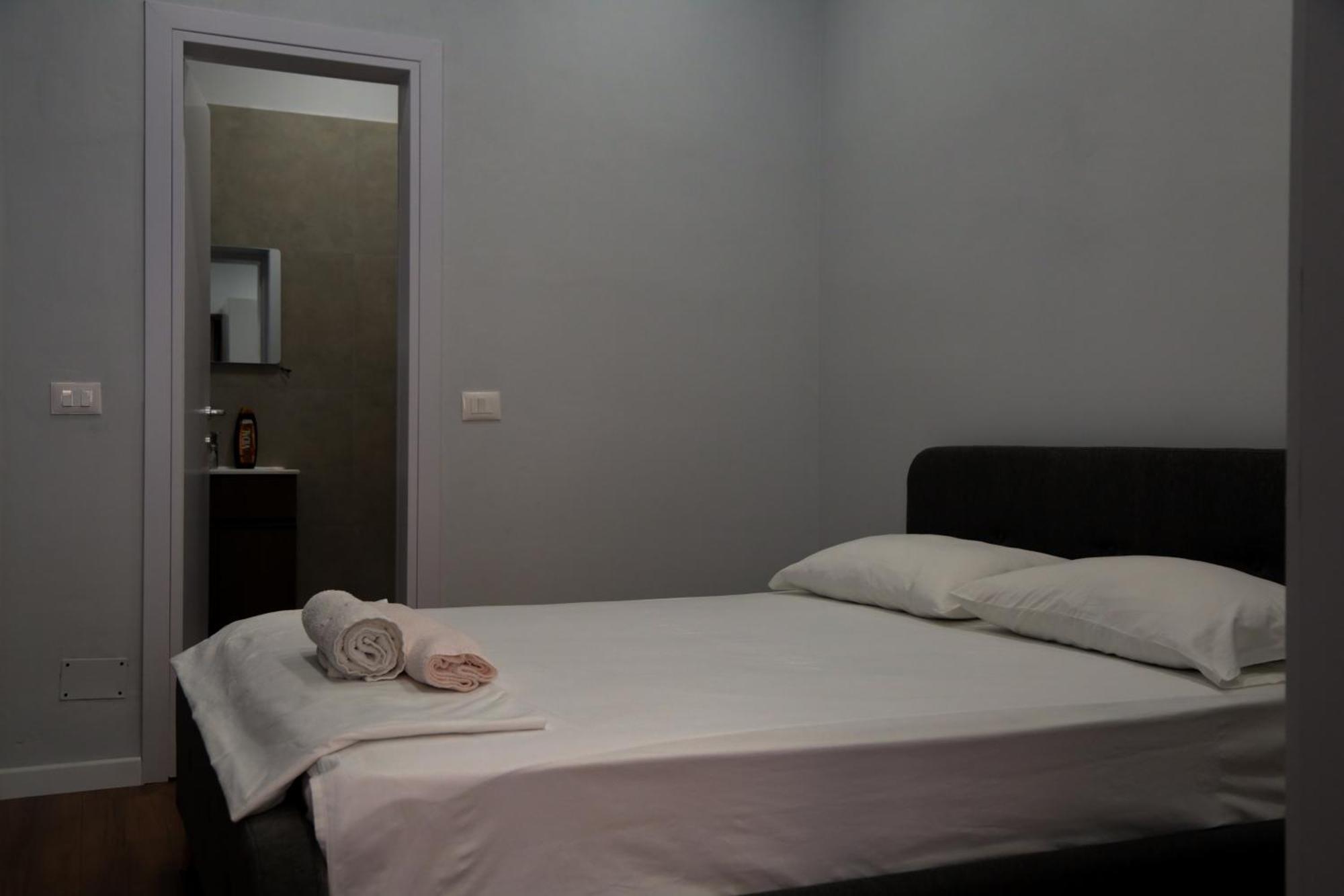 Be Solei Studio Apartments Sol 1 Tirana Kültér fotó