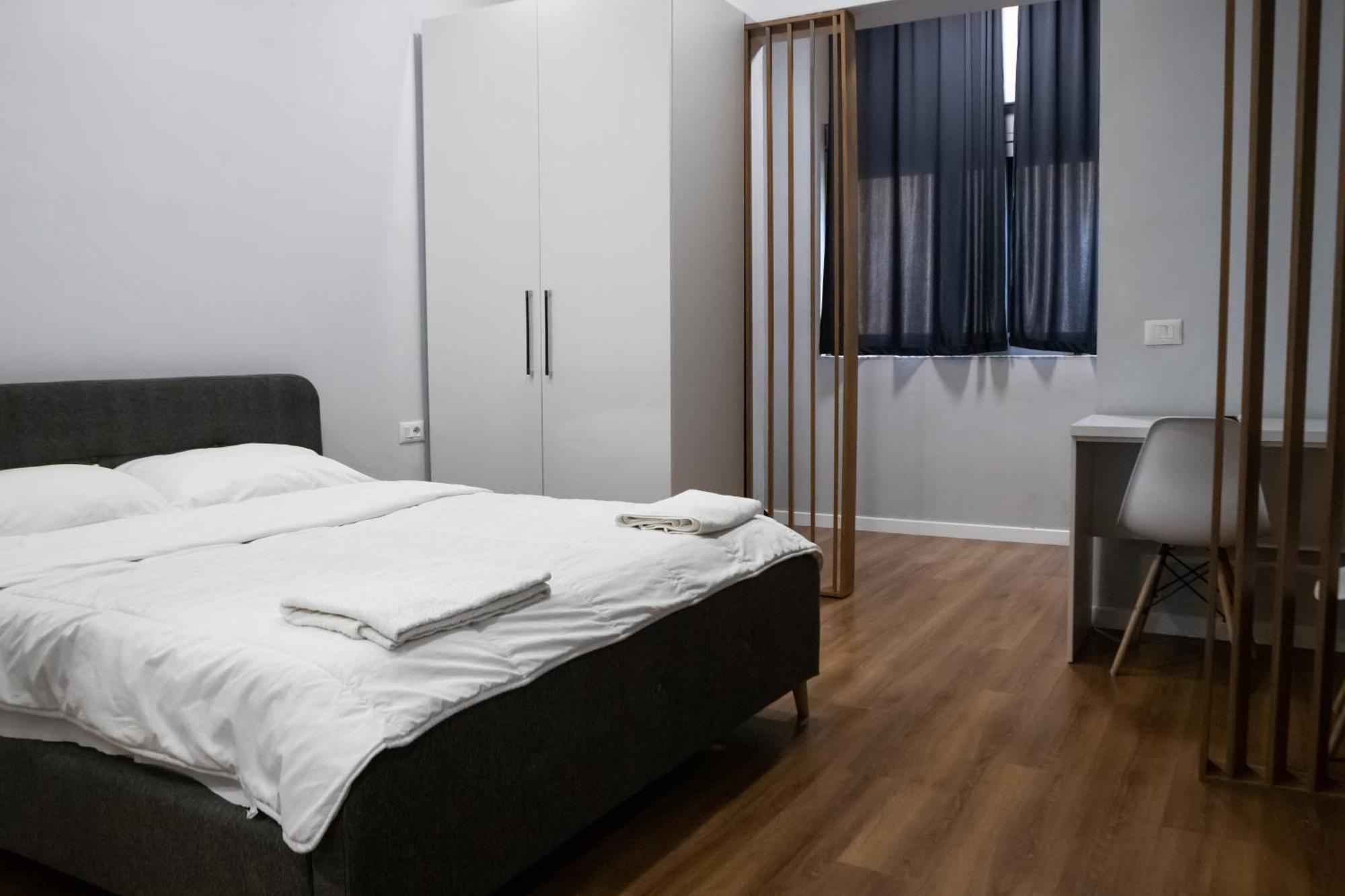 Be Solei Studio Apartments Sol 1 Tirana Kültér fotó